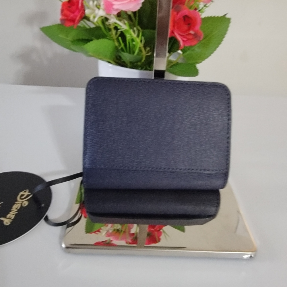 Disney & Kate Spade Small Bifold wallet - Picture 3 of 7